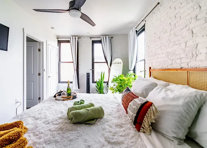 Сasa de vacaciones Jungle House Downtown - Modern Boutique Columbus