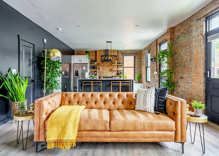 Jungle House Downtown - Modern Boutique Columbus