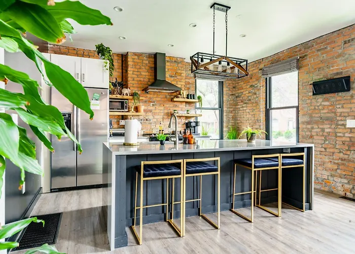 Jungle House Downtown - Modern Boutique Сasa de vacaciones Columbus