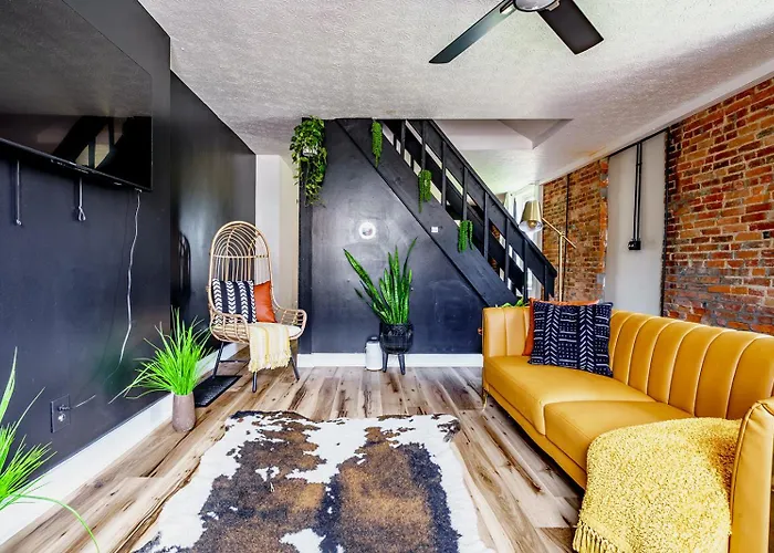 Jungle House Downtown - Modern Boutique Holiday home *